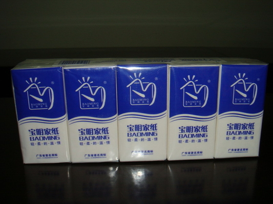 China Virgin Wood Pulp Pocket Tissue Packs / Soft Facial Tissue for Dinner Napkins supplier