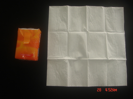 China Zero Bleaching women Pocket Tissue Paper , 4ply Mini Pocket Handkerchief supplier